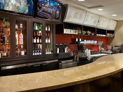 Hotel Courtyard By Marriott Toronto Airport