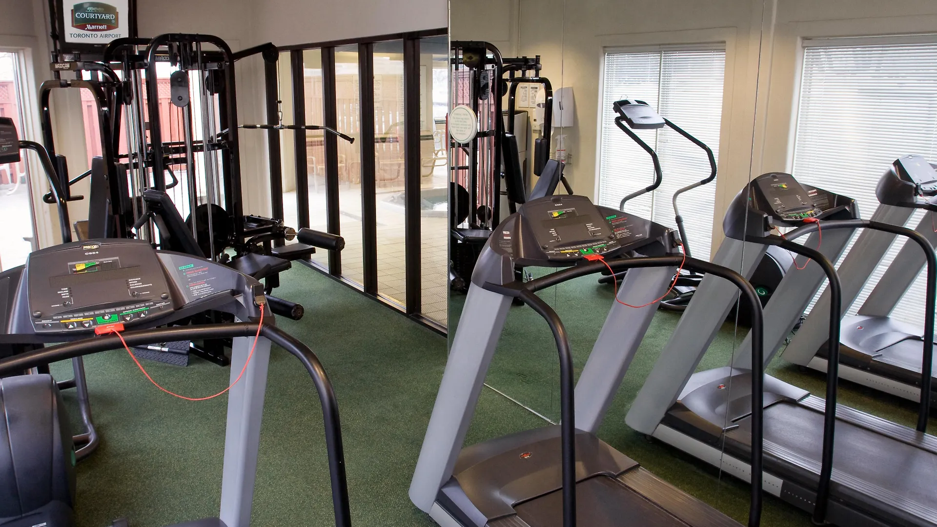 Hotel Courtyard By Marriott Toronto Airport