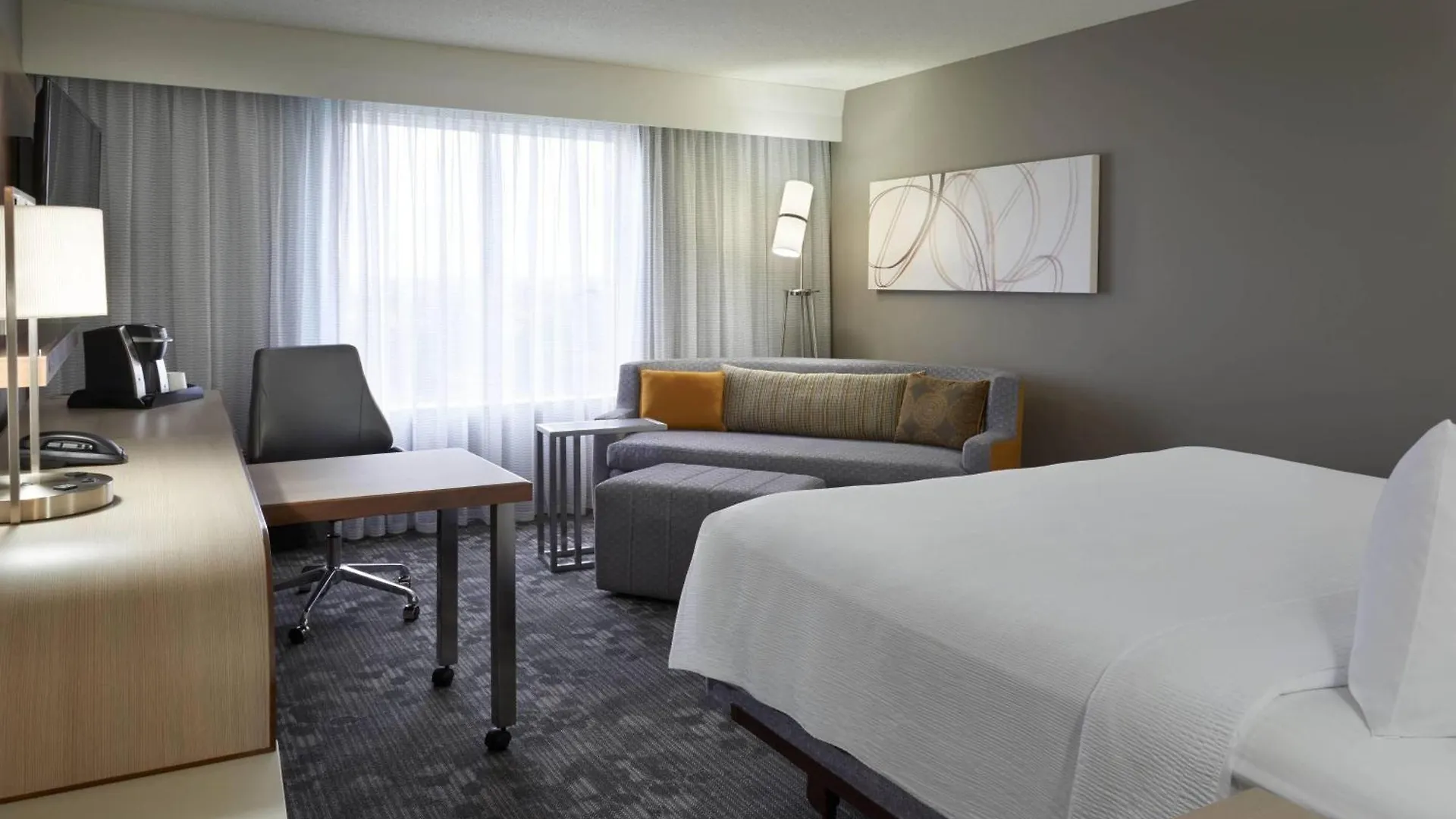 Hotel Courtyard By Marriott Toronto Airport Canada
