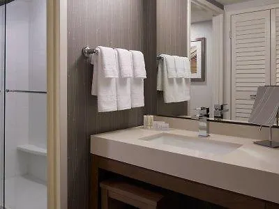 Courtyard By Marriott Toronto Airport Hotel 3*,