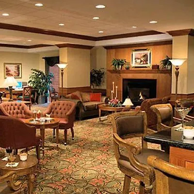 Courtyard By Marriott Toronto Airport Hotel 3*,